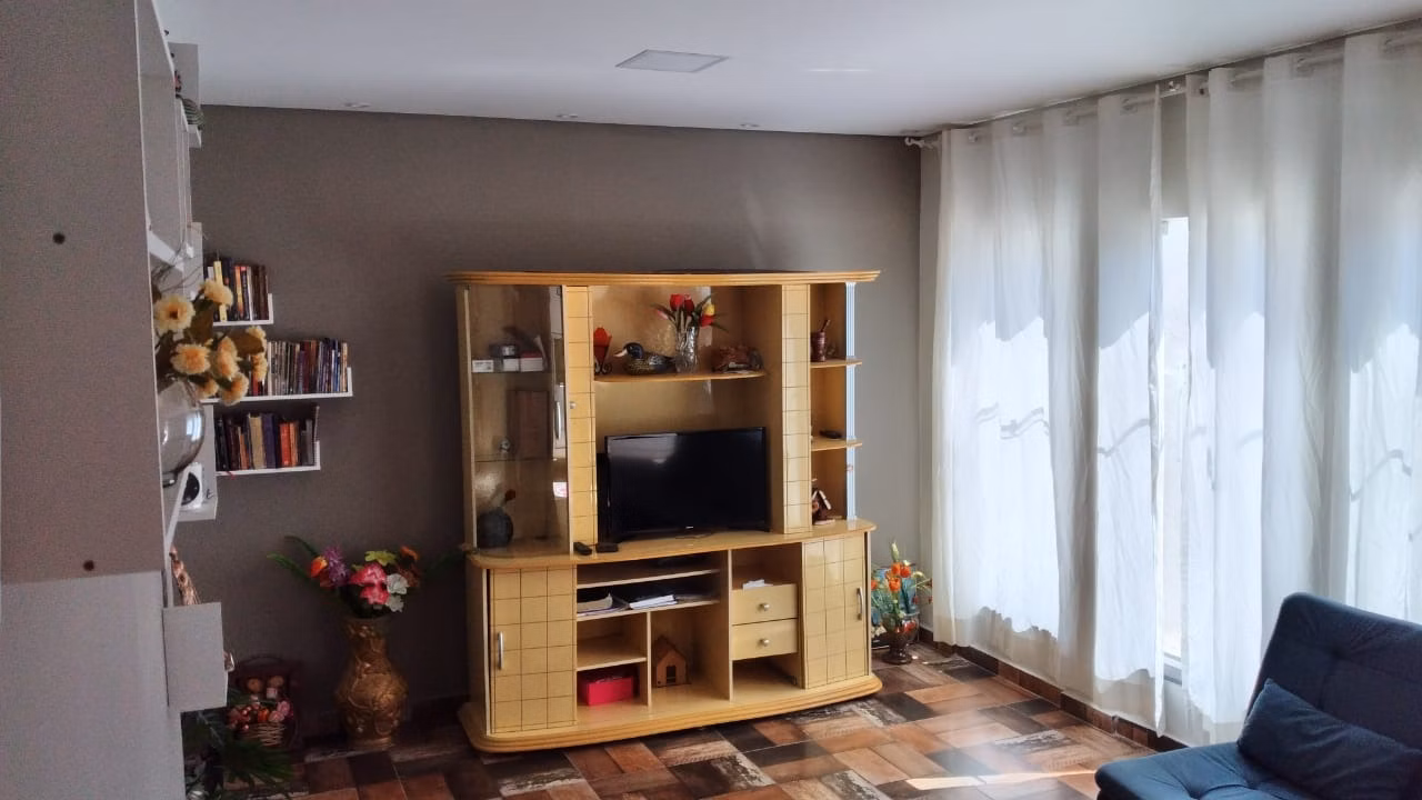 Casa de 290 m² em Hortolândia, SP