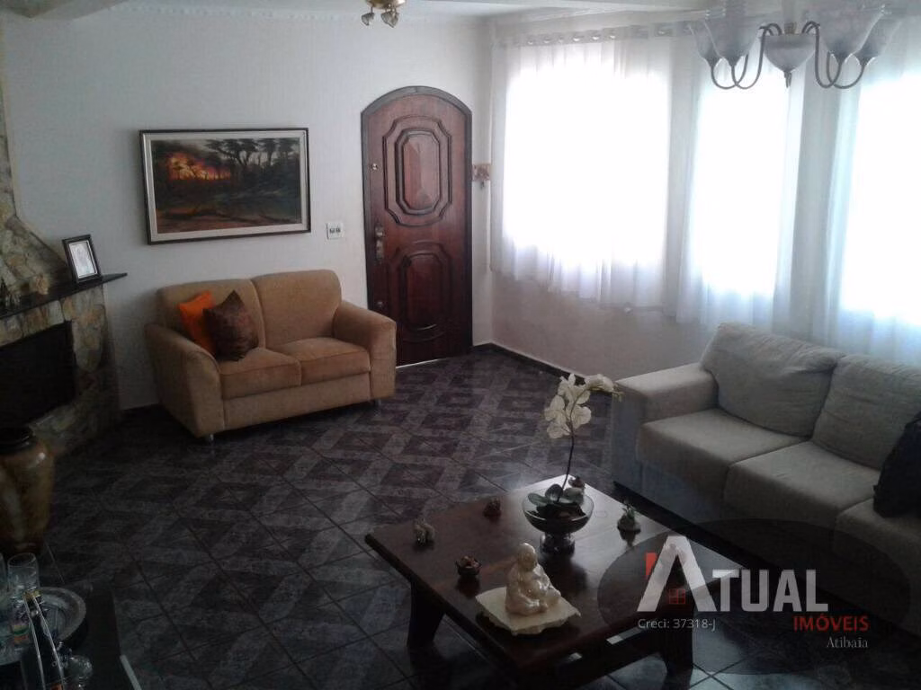Casa de 500 m² em Atibaia, SP