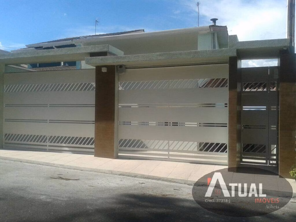 Casa de 500 m² em Atibaia, SP