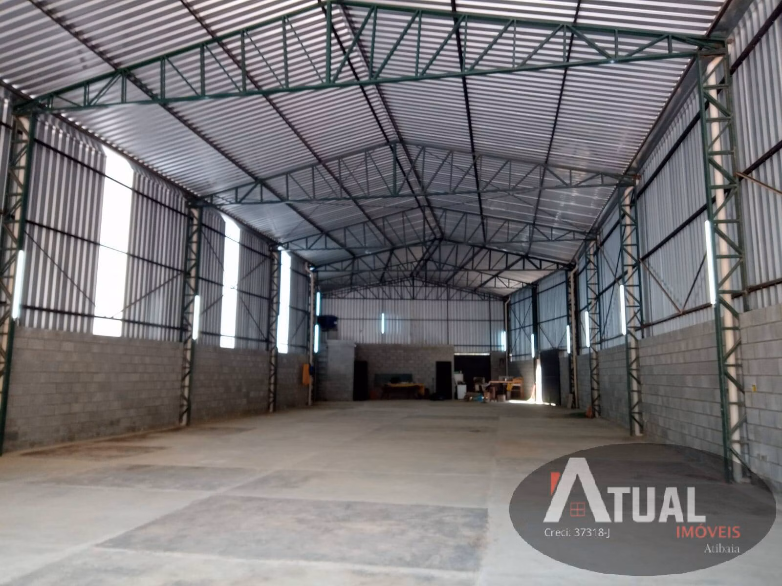 Commercial of 2.083 m² in Mairiporã, SP, Brazil