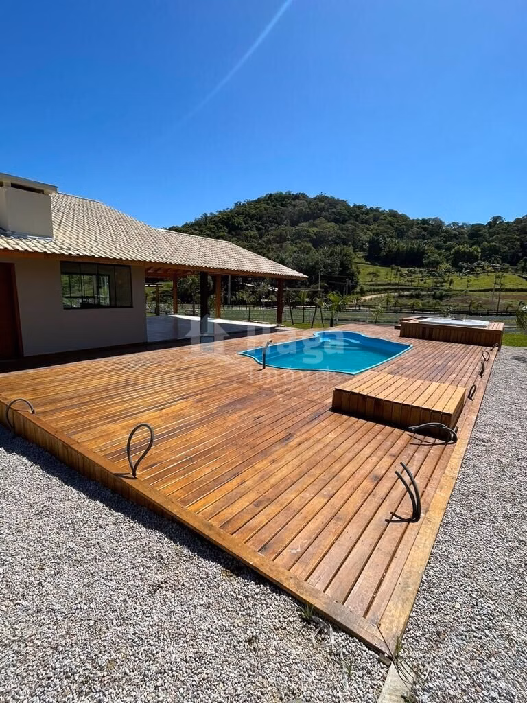 Chácara de 2.490 m² em Canelinha, SC