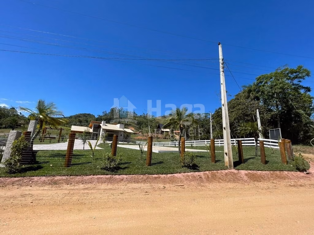 Chácara de 2.490 m² em Canelinha, SC