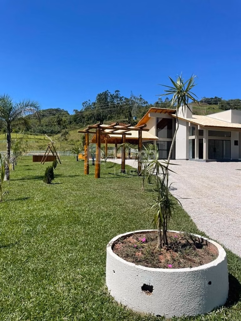Chácara de 2.490 m² em Canelinha, SC