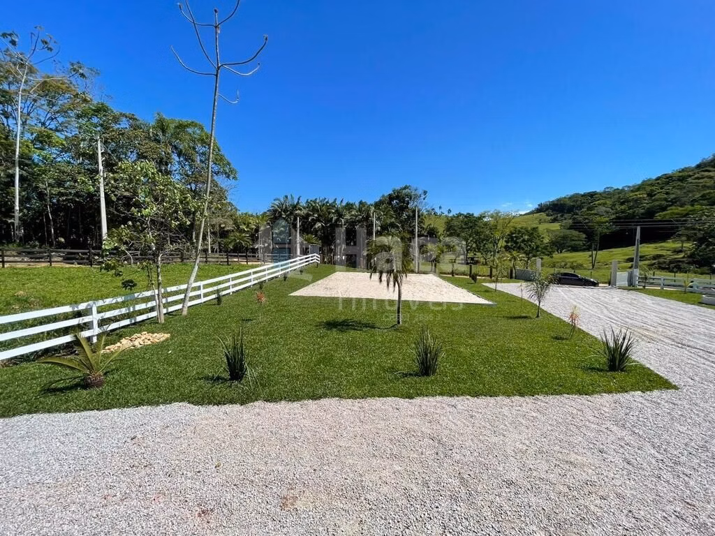 Chácara de 2.490 m² em Canelinha, SC