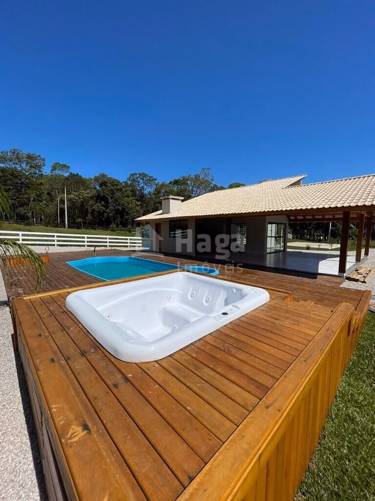Chácara de 2.490 m² em Canelinha, SC