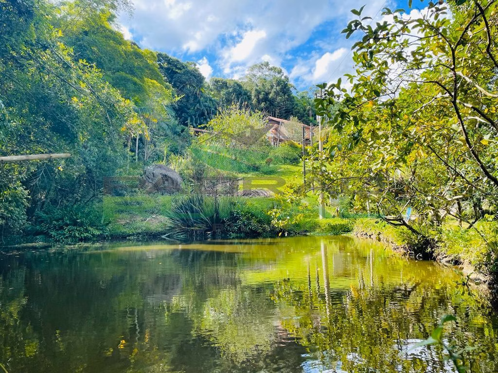 Sítio de 12 ha em Ibiúna, SP