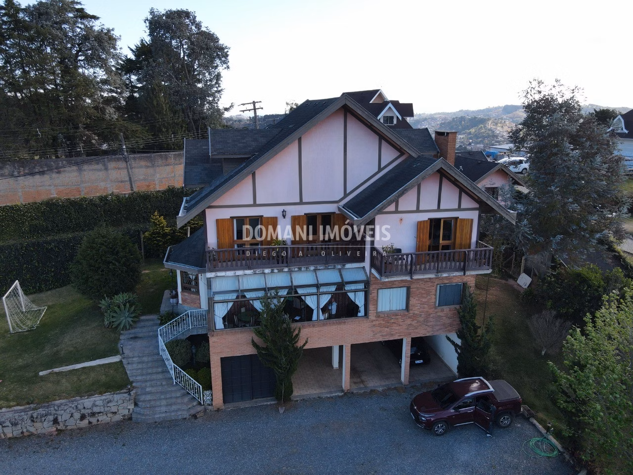 House of 1,510 m² in Campos do Jordão, SP, Brazil