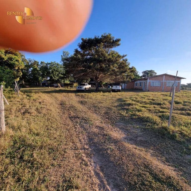 Fazenda de 2.548 ha em Poconé, MT