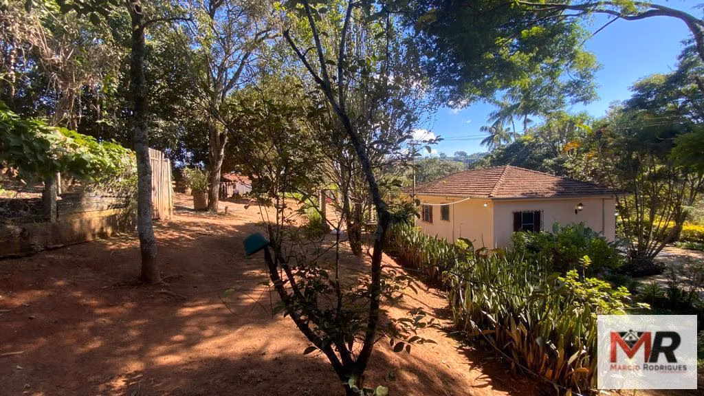 Sítio de 4 ha em Inconfidentes, MG