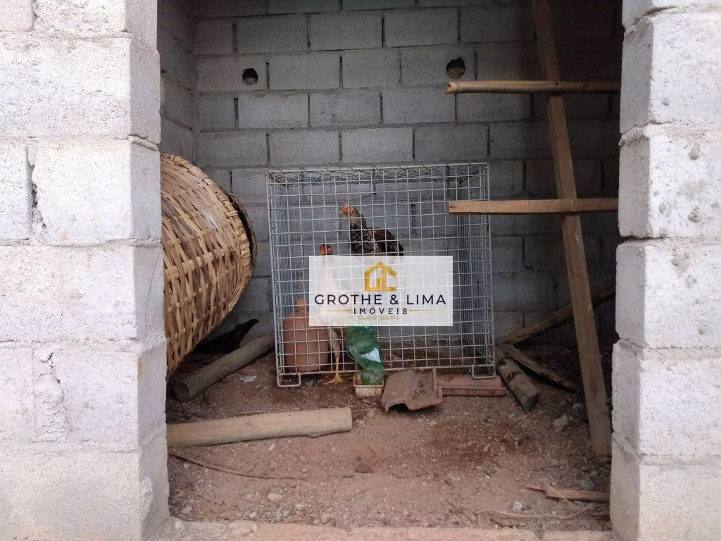 Chácara de 2.700 m² em Jambeiro, SP