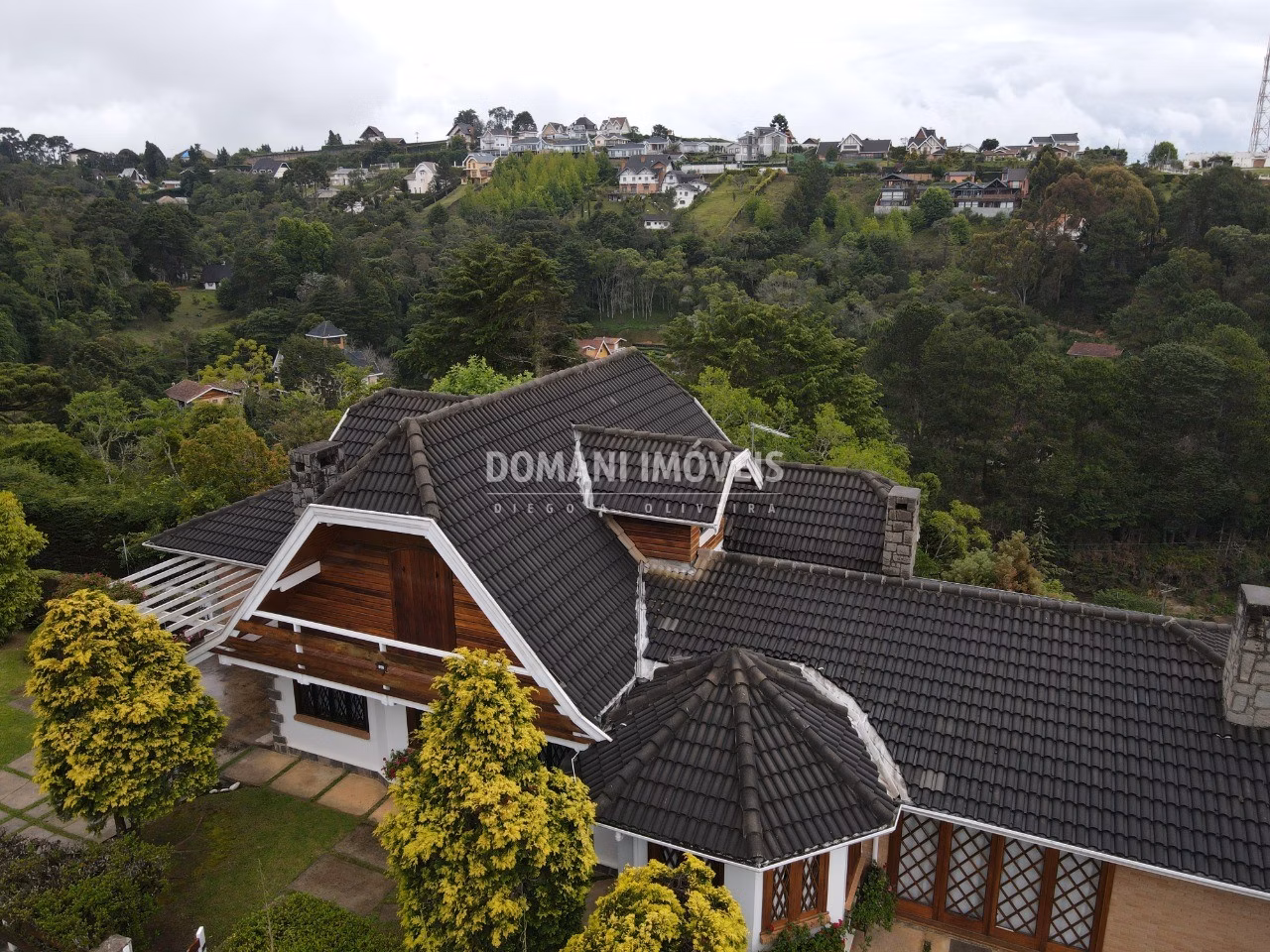 House of 950 m² in Campos do Jordão, SP, Brazil