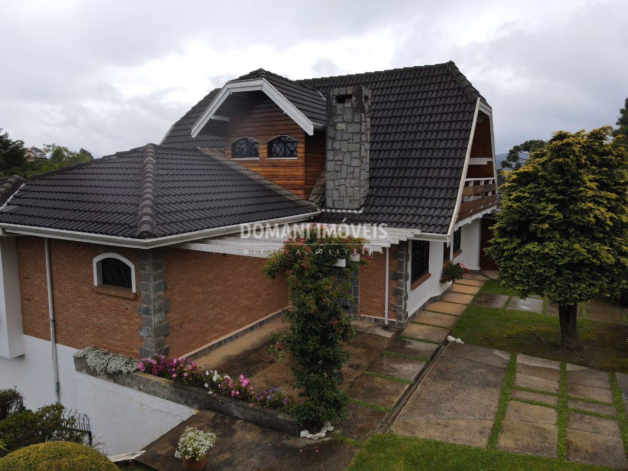 House of 950 m² in Campos do Jordão, SP, Brazil