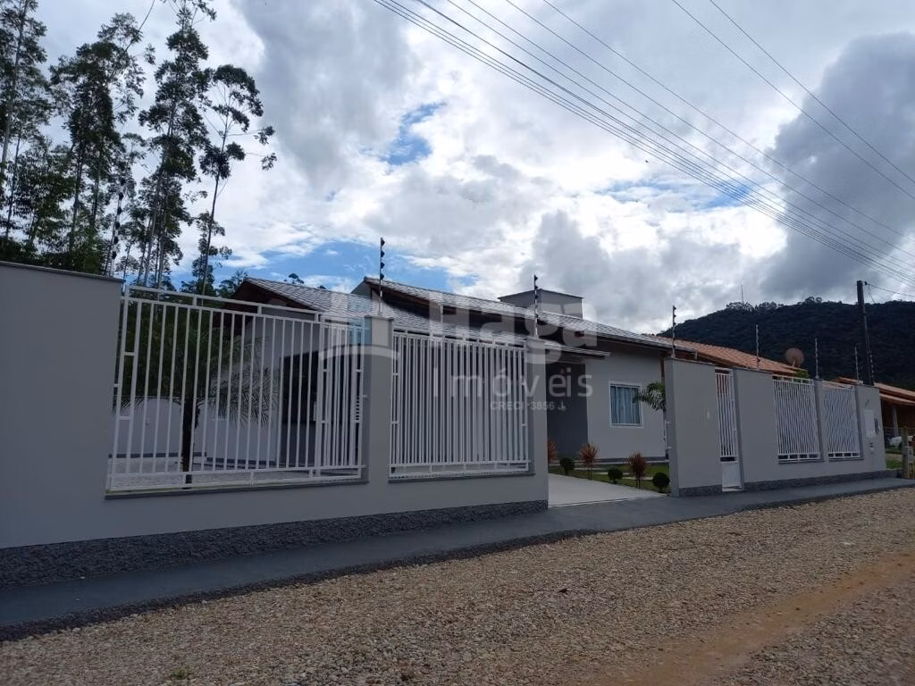 House of 1,000 m² in São João Batista, SC, Brazil