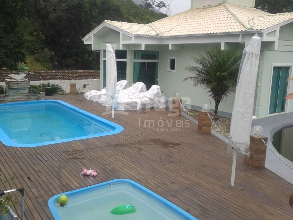 Casa de 4 ha em Palhoça, SC