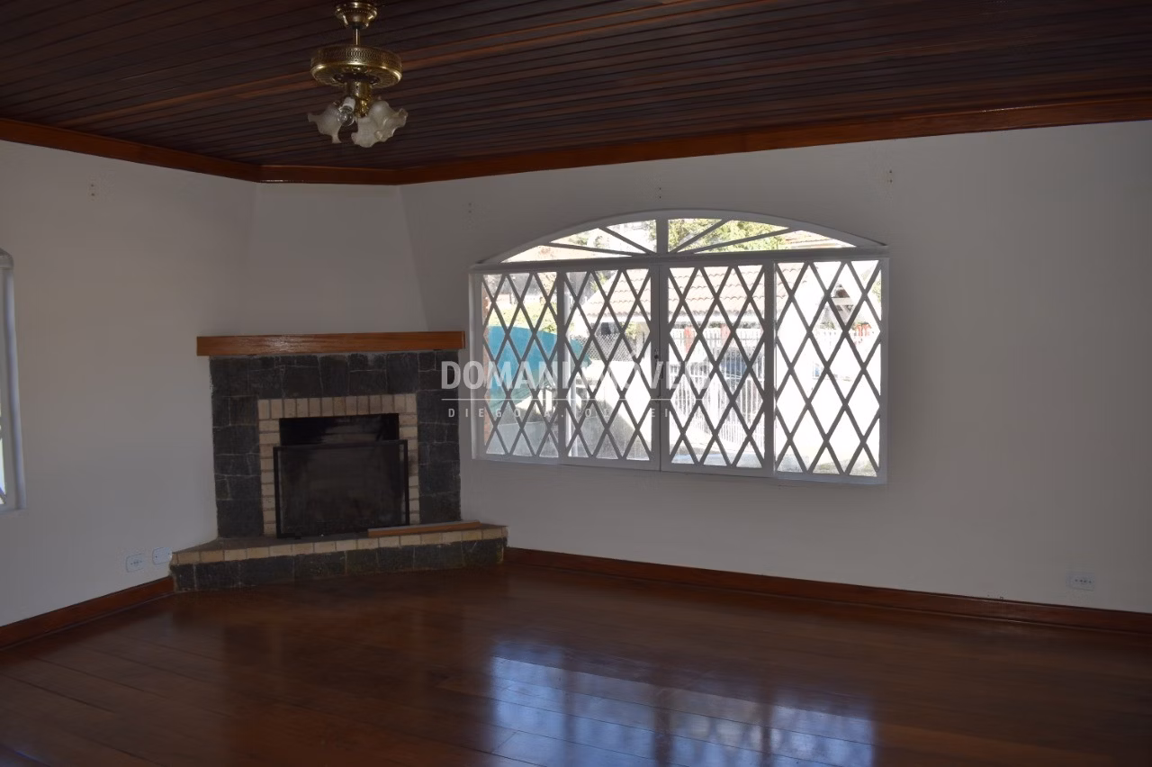 House of 500 m² in Campos do Jordão, SP, Brazil