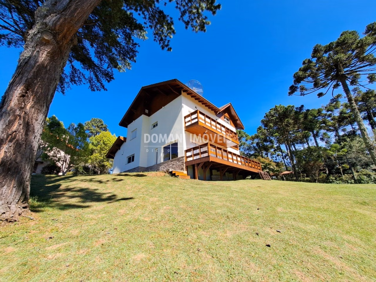 House of 1,140 m² in Campos do Jordão, SP, Brazil