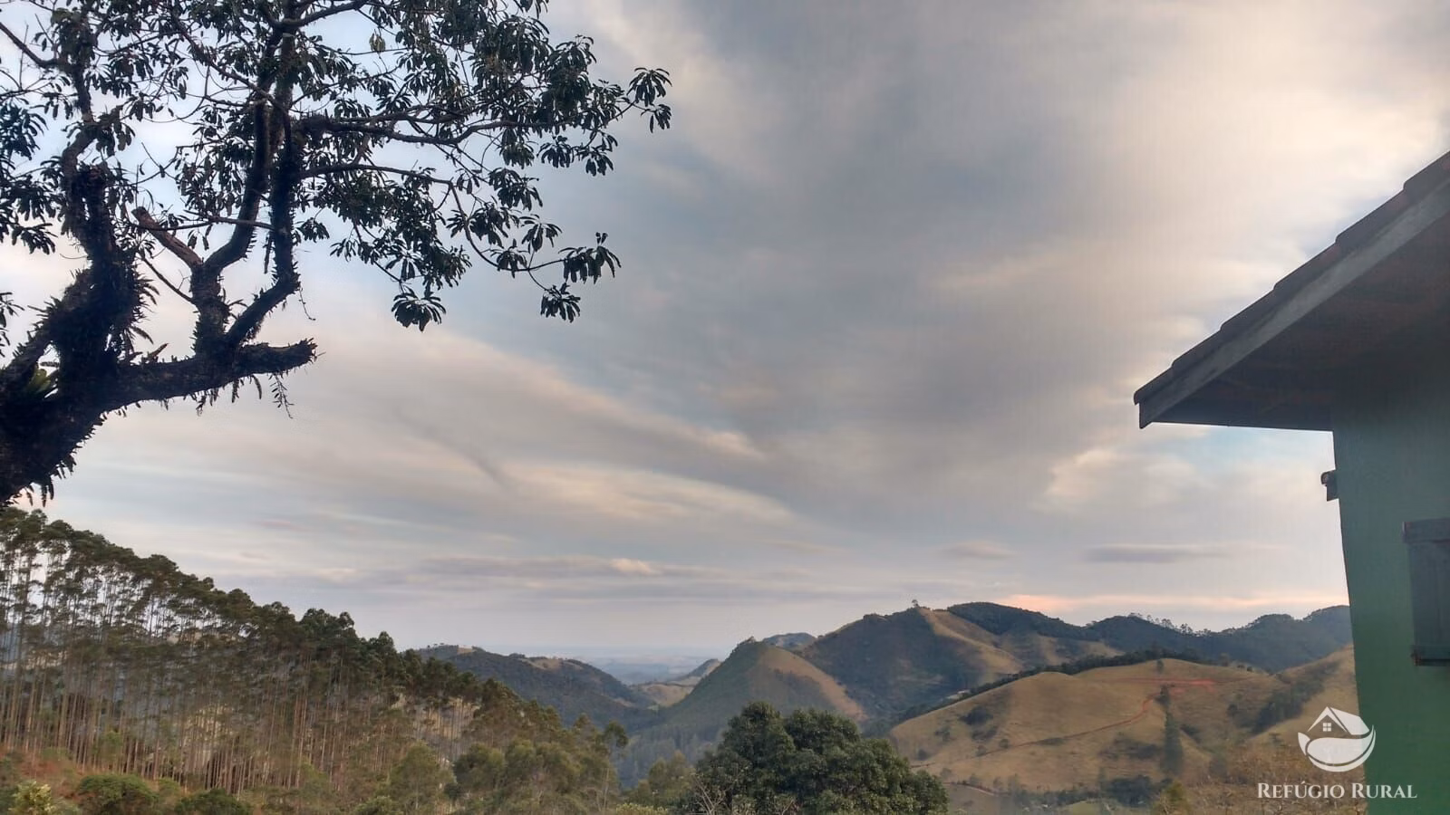 Small farm of 12 acres in São José dos Campos, SP, Brazil