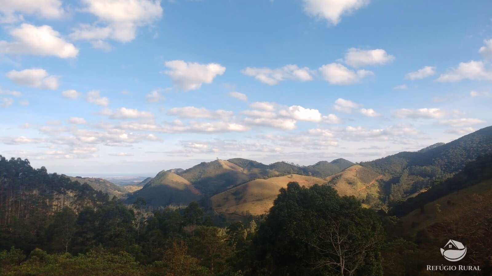 Small farm of 12 acres in São José dos Campos, SP, Brazil