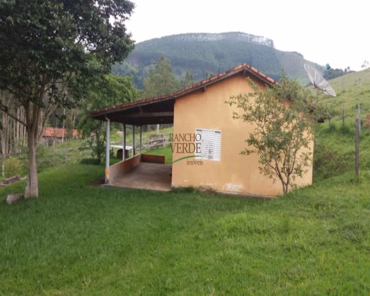 Sítio de 5 ha em Monteiro Lobato, SP