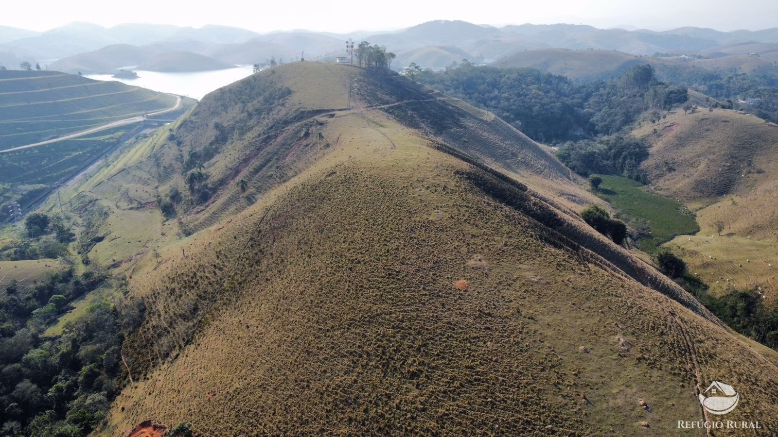 Small farm of 30 acres in São José dos Campos, SP, Brazil