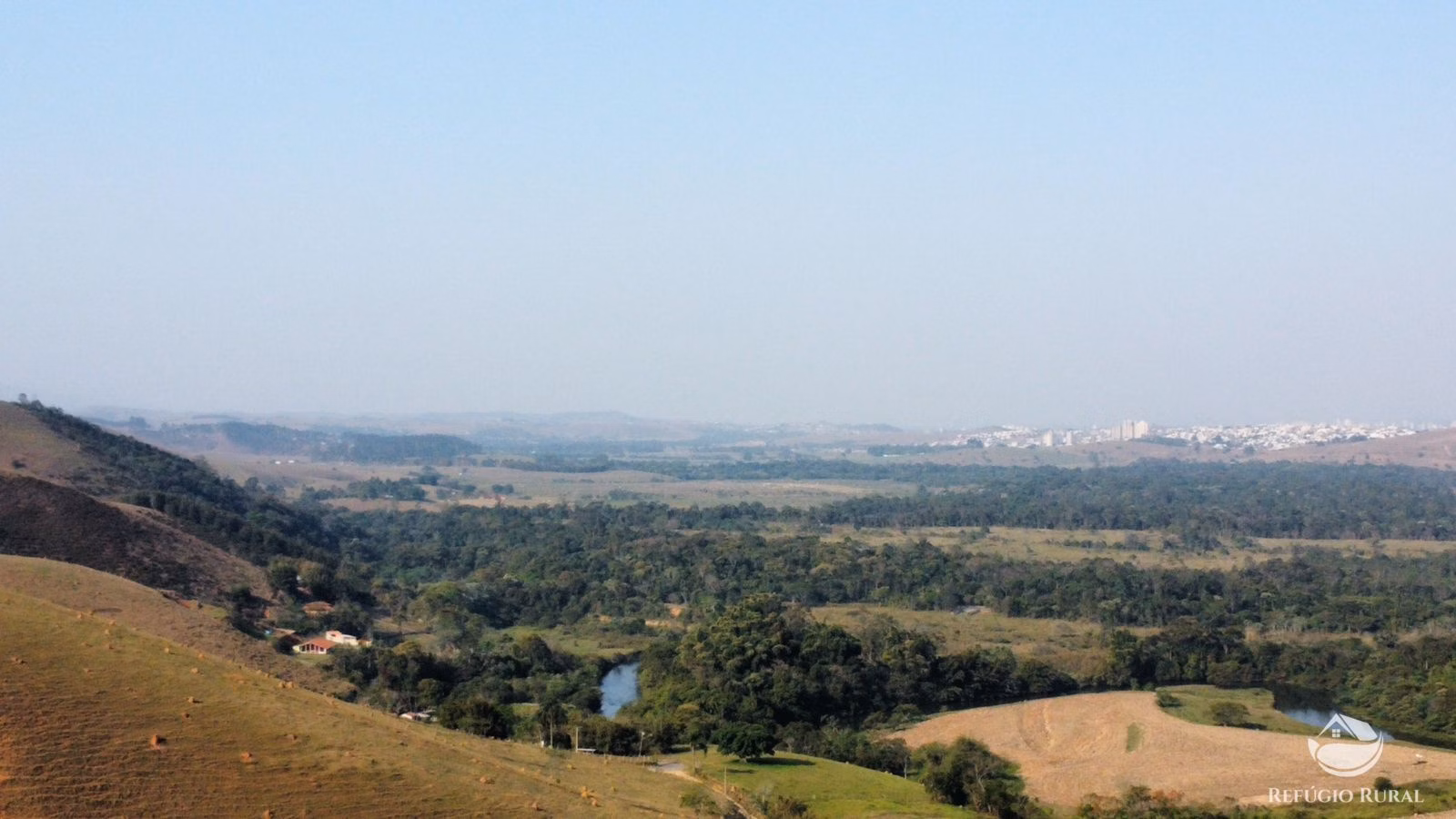 Small farm of 30 acres in São José dos Campos, SP, Brazil