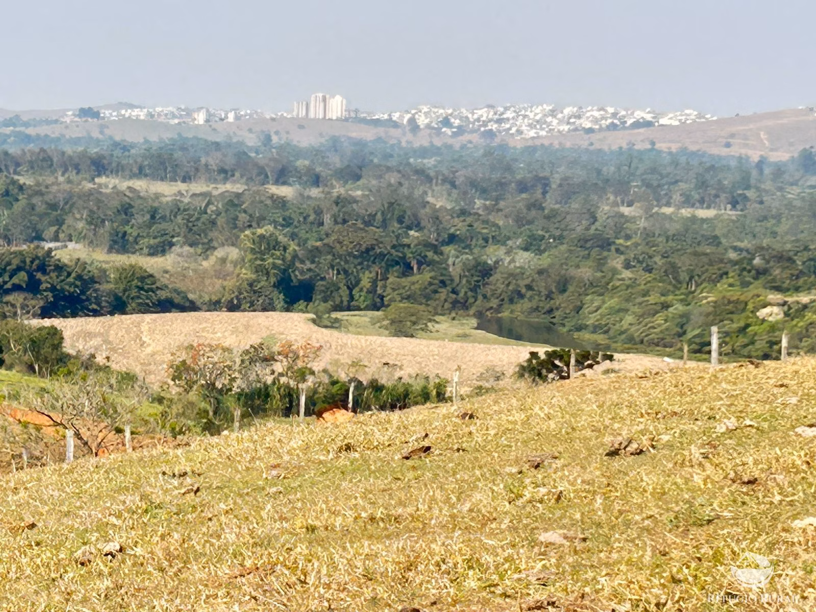 Small farm of 30 acres in São José dos Campos, SP, Brazil
