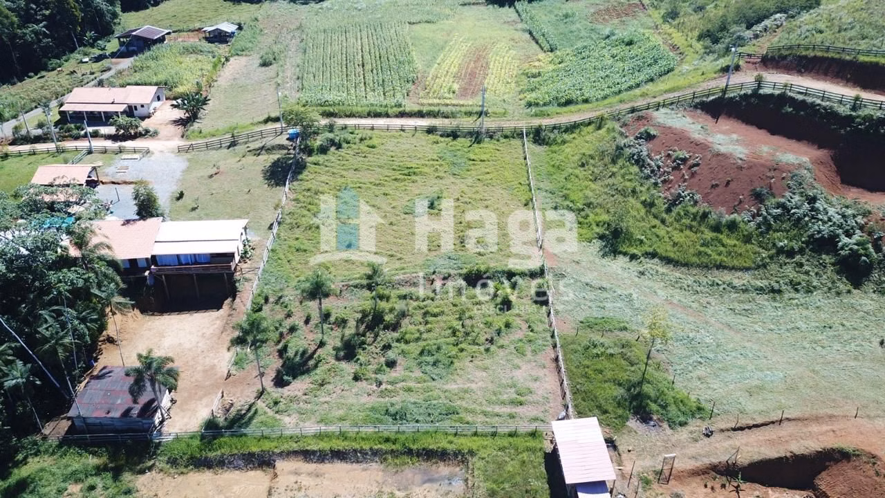 Chácara de 2.234 m² em Canelinha, SC
