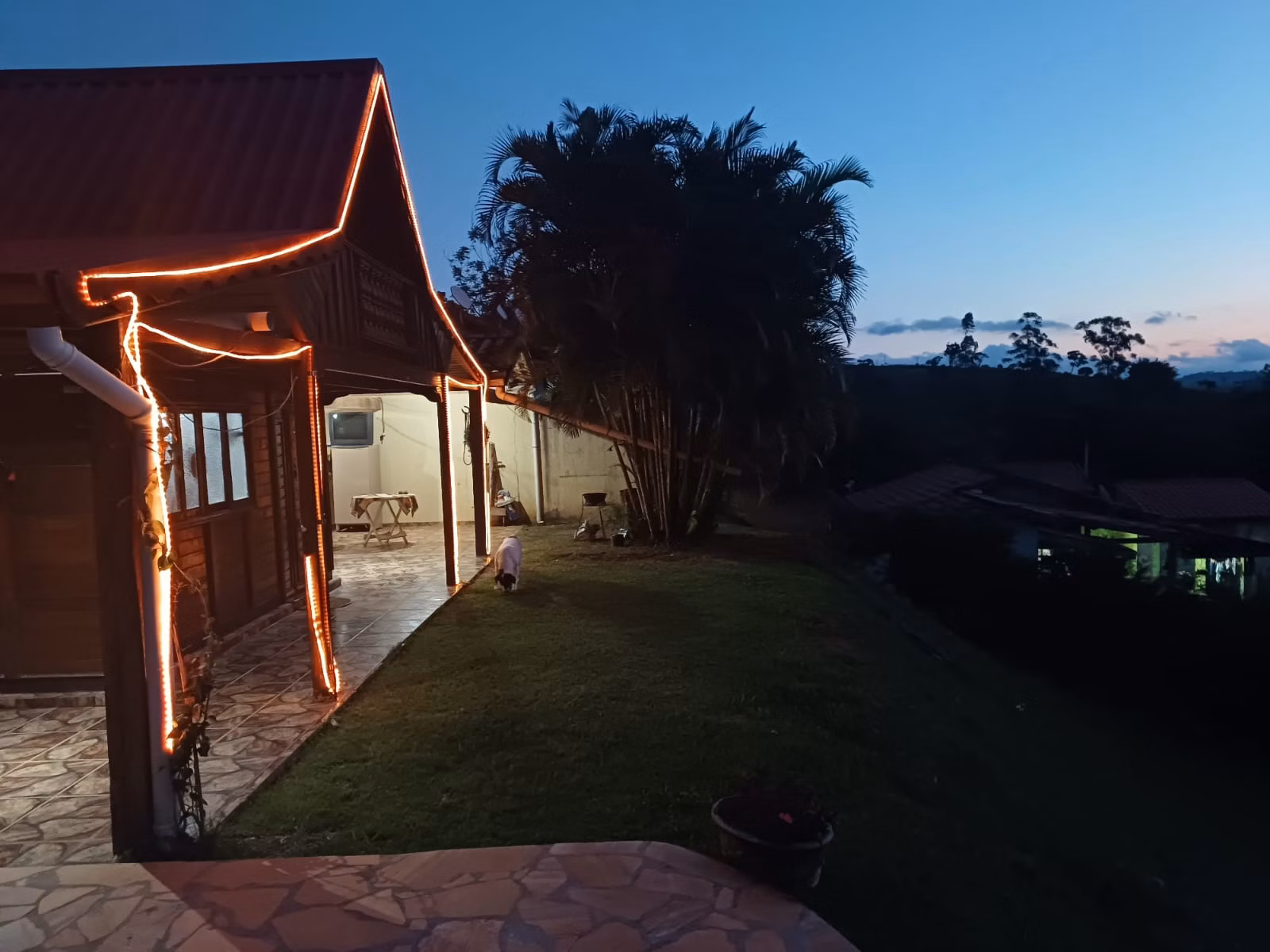 Chácara de 1.000 m² em Paraibuna, SP