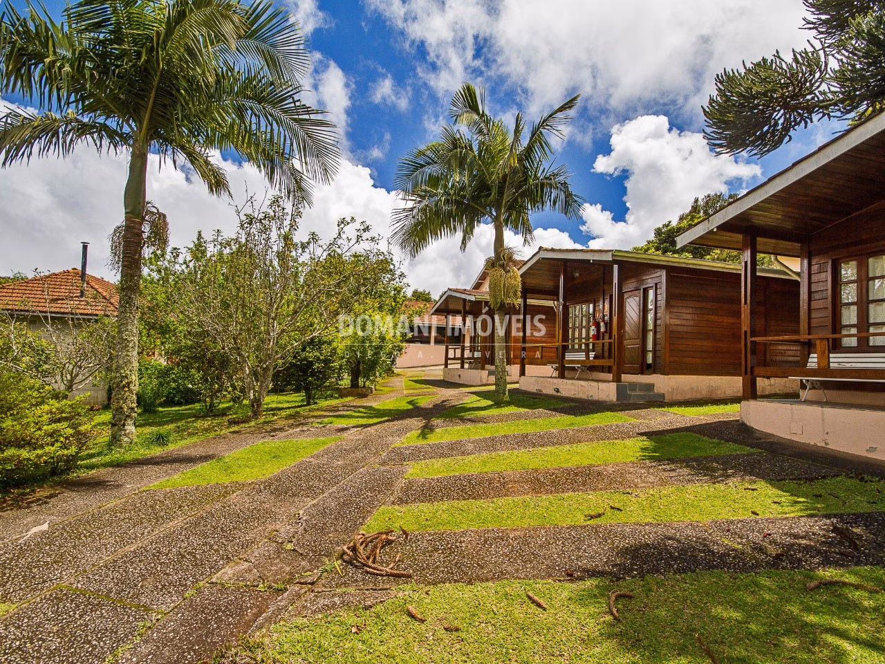 Lodging of 3,000 m² in Campos do Jordão, SP, Brazil