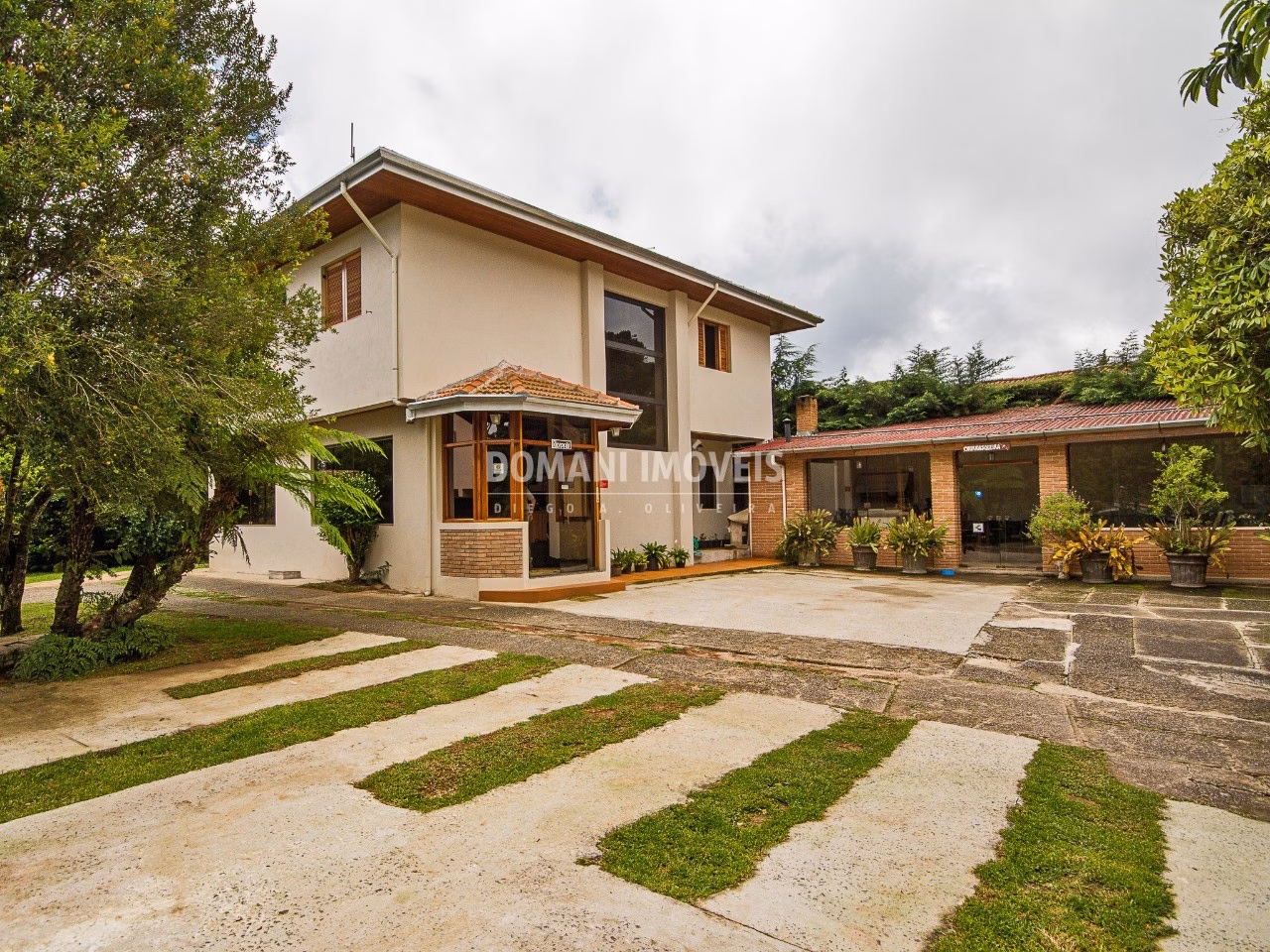 Lodging of 3,000 m² in Campos do Jordão, SP, Brazil