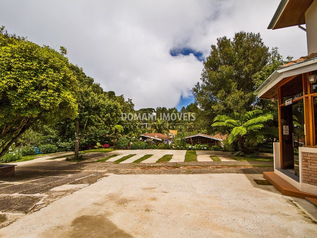Lodging of 3,000 m² in Campos do Jordão, SP, Brazil