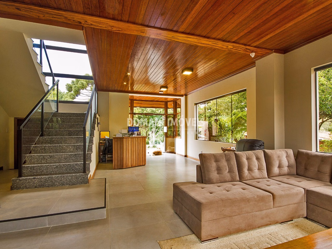 Lodging of 3,000 m² in Campos do Jordão, SP, Brazil