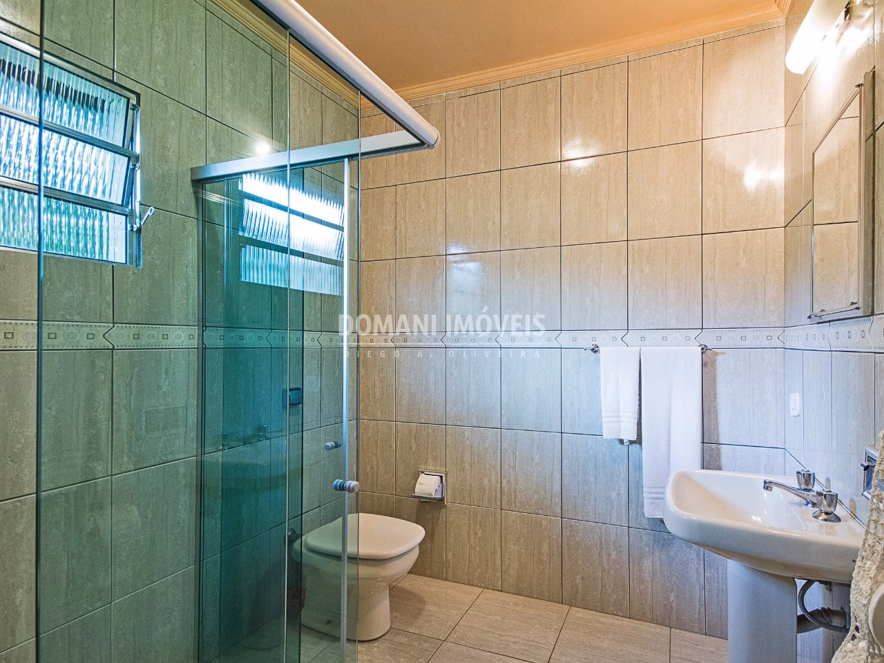 Lodging of 3,000 m² in Campos do Jordão, SP, Brazil