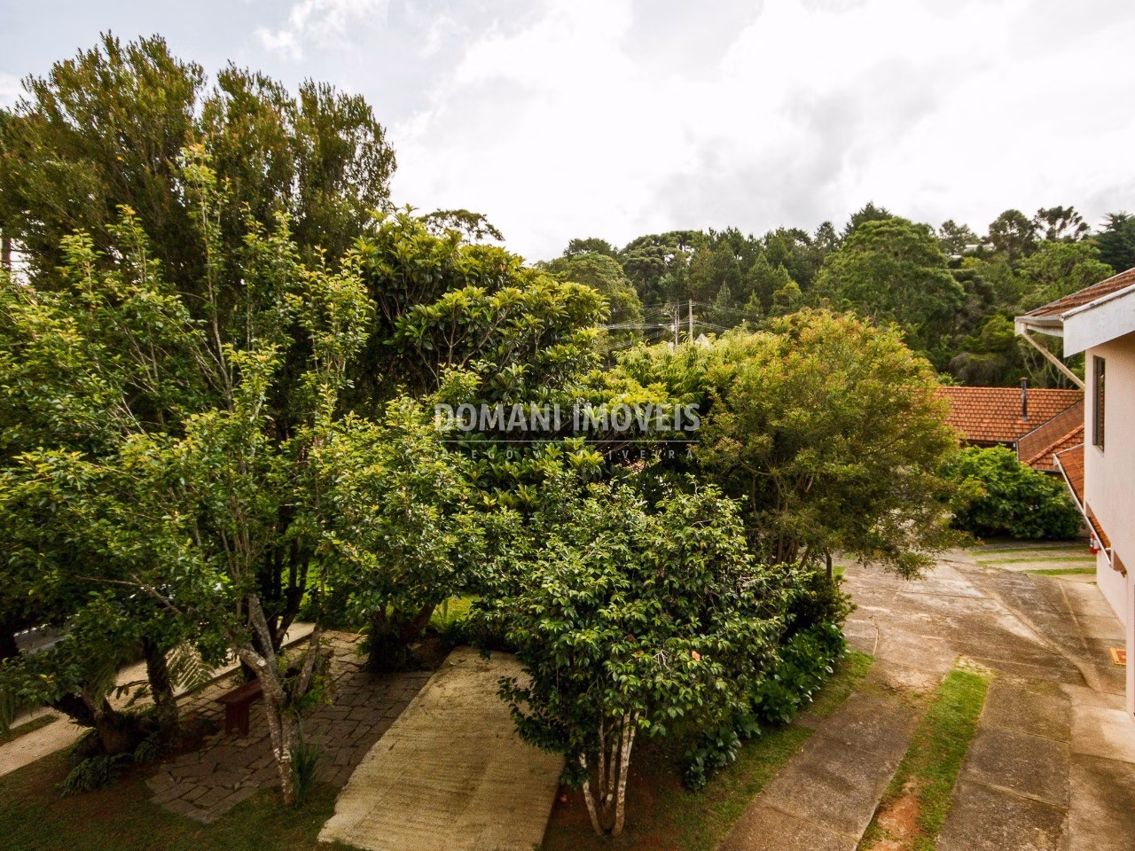 Lodging of 3,000 m² in Campos do Jordão, SP, Brazil