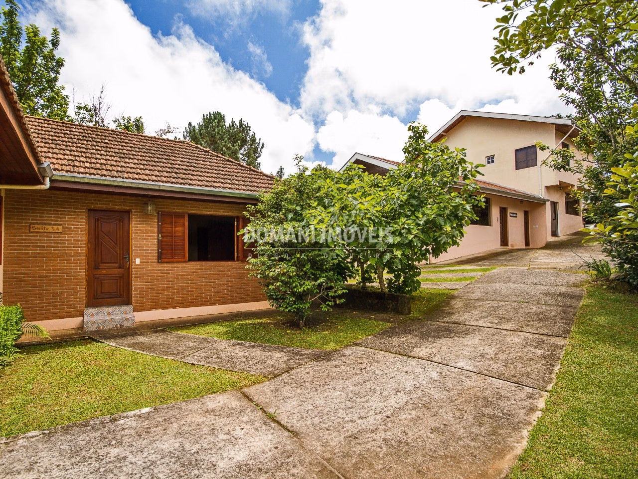 Lodging of 3,000 m² in Campos do Jordão, SP, Brazil