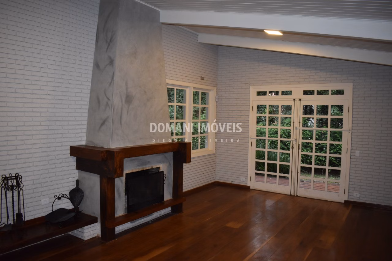 Casa de 1.150 m² em Campos do Jordão, SP