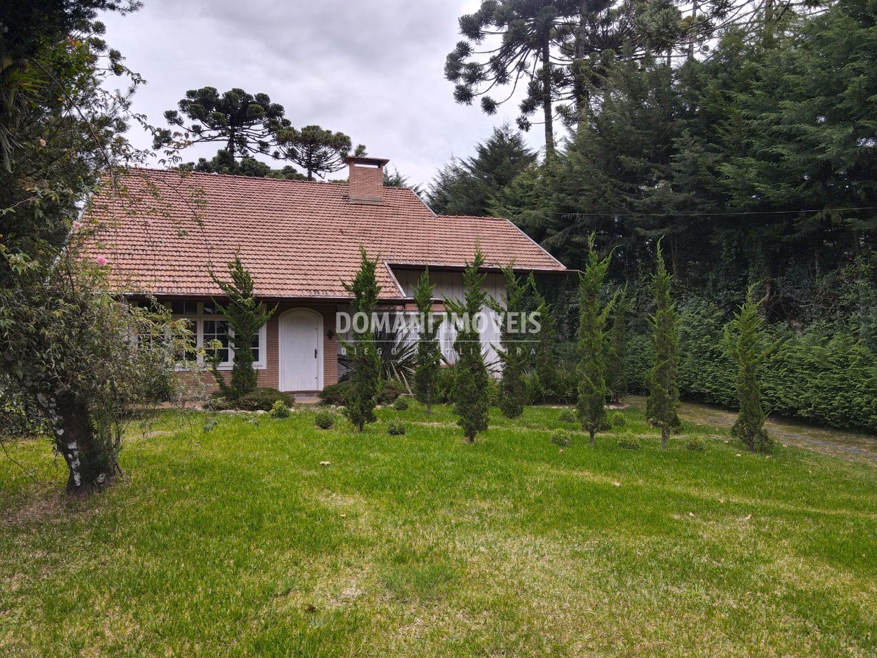 Casa de 1.150 m² em Campos do Jordão, SP