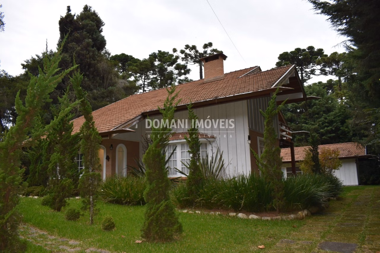 Casa de 1.150 m² em Campos do Jordão, SP