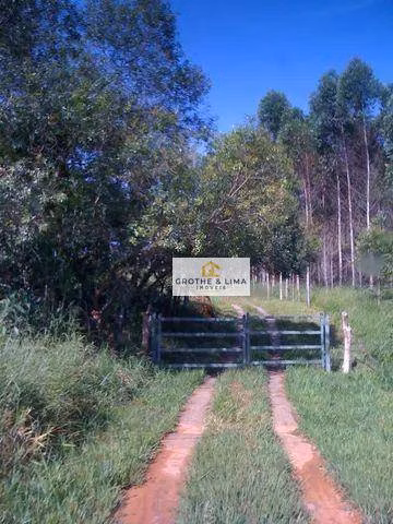 Sítio de 35 ha em Jambeiro, SP