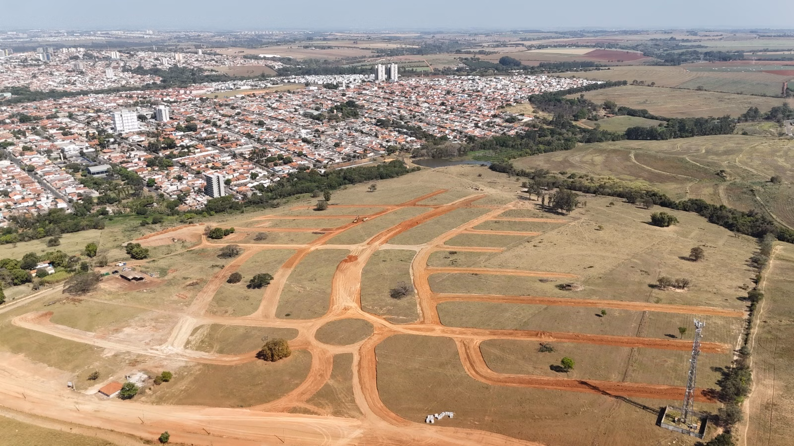 Terreno de 200 m² em Nova Odessa, SP