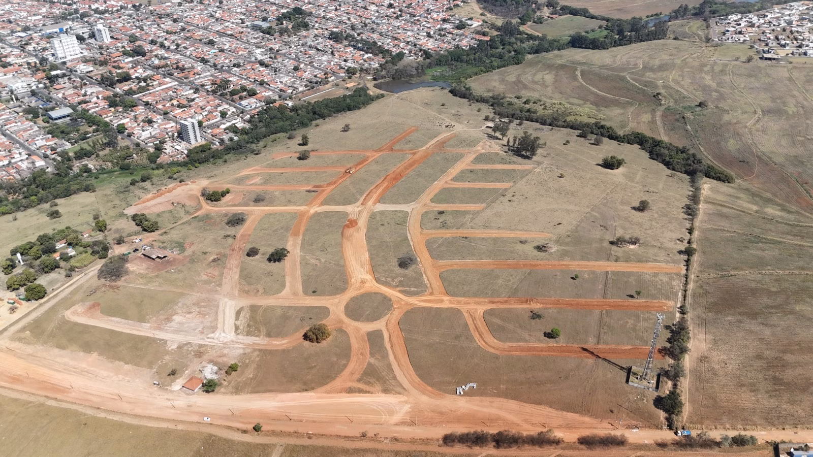 Terreno de 200 m² em Nova Odessa, SP