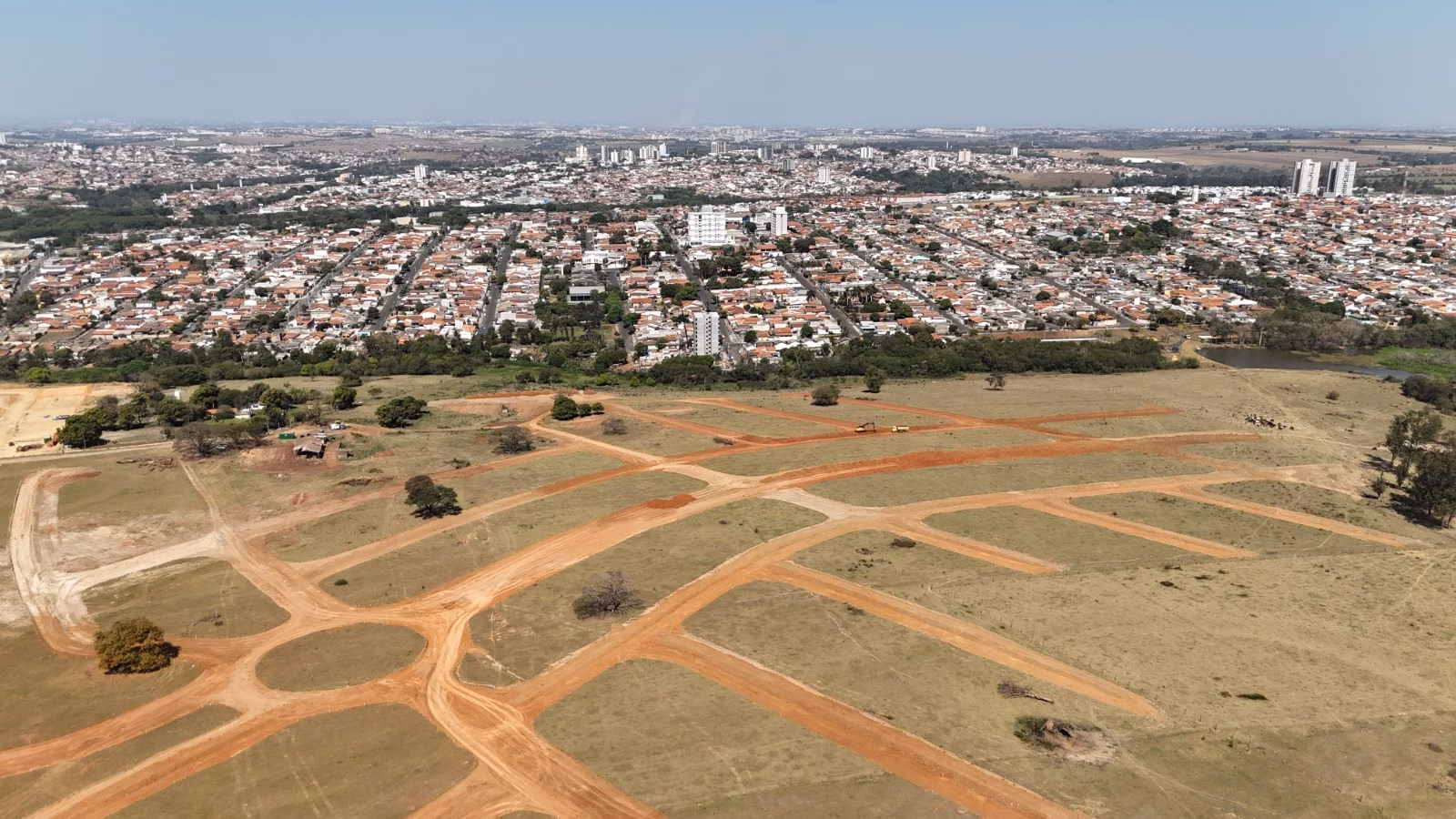 Terreno de 200 m² em Nova Odessa, SP