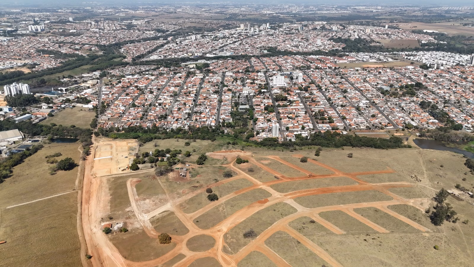 Terreno de 200 m² em Nova Odessa, SP