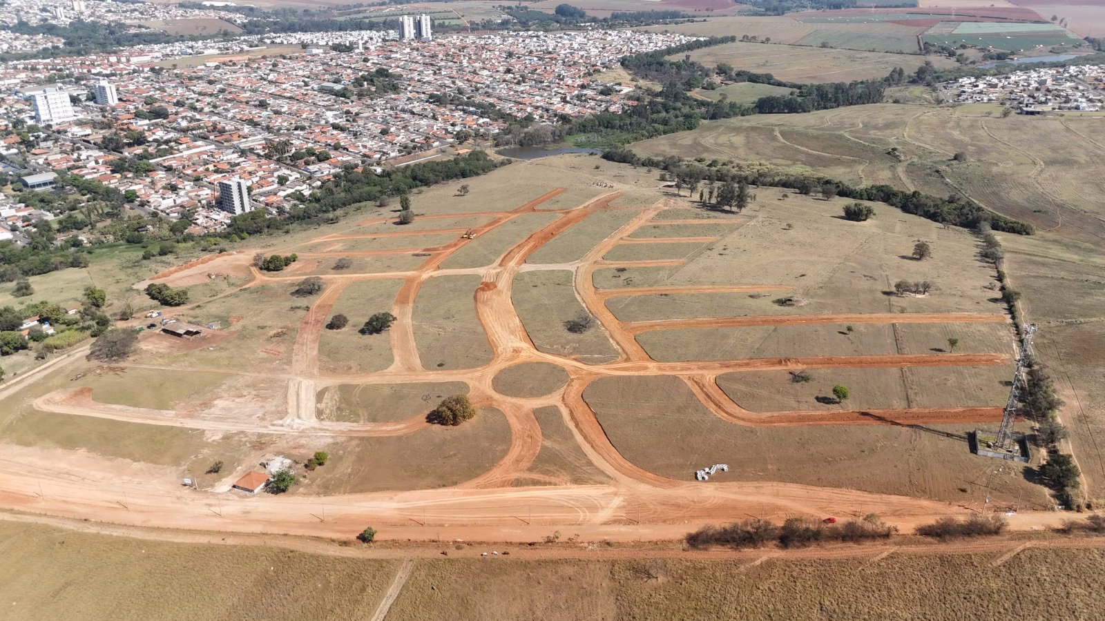 Terreno de 200 m² em Nova Odessa, SP