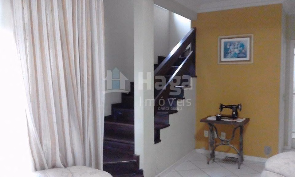 House of 360 m² in Brusque, SC, Brazil