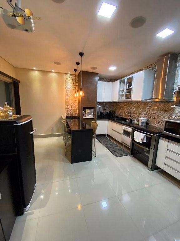 Casa de 200 m² em Cuiabá, MT