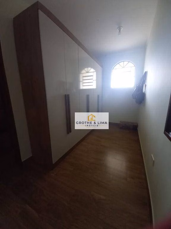 Chácara de 3.100 m² em São José dos Campos, SP