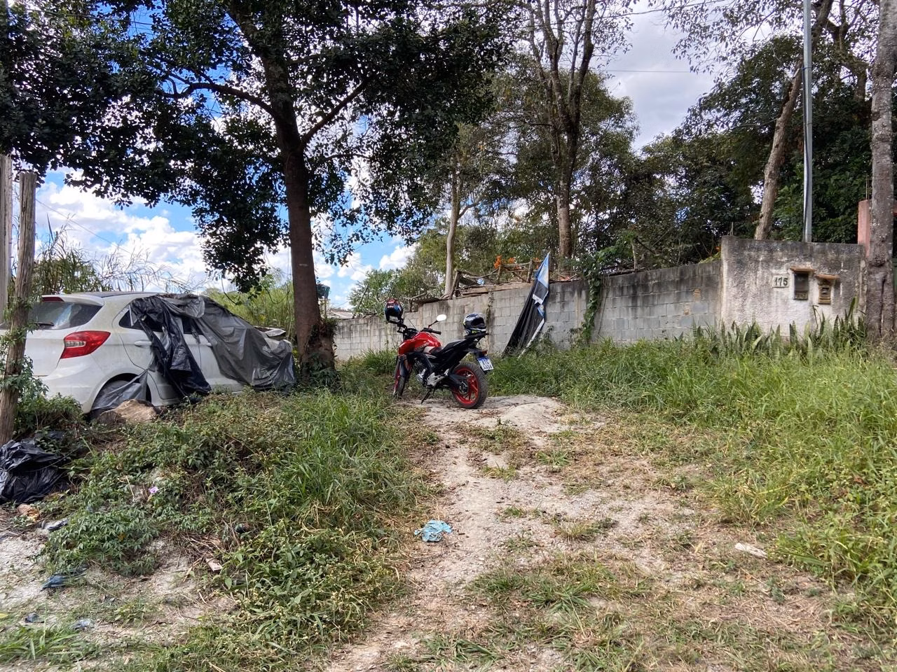 Terreno de 337 m² em Itapevi, SP