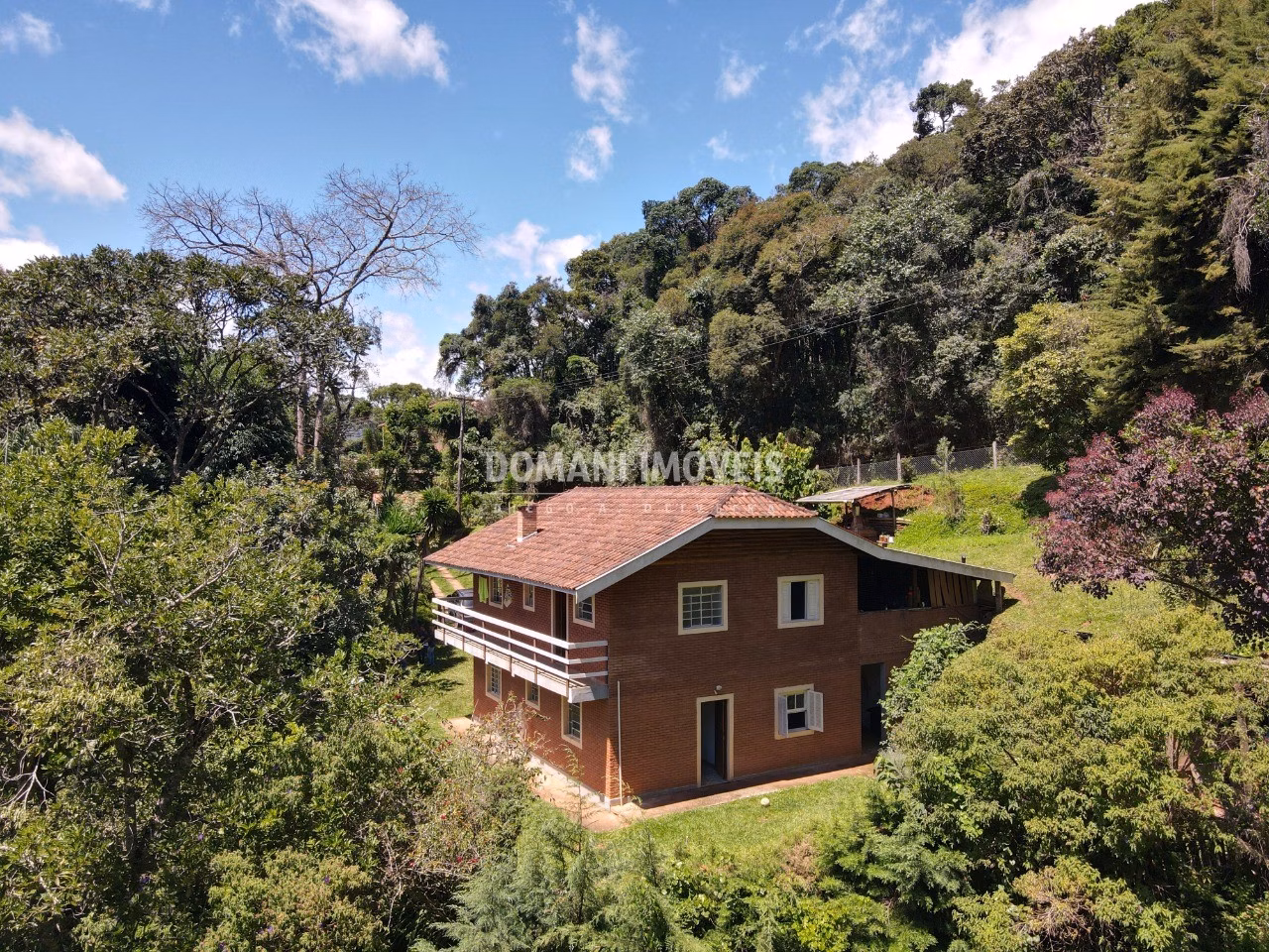 Casa de 3.950 m² em Campos do Jordão, SP