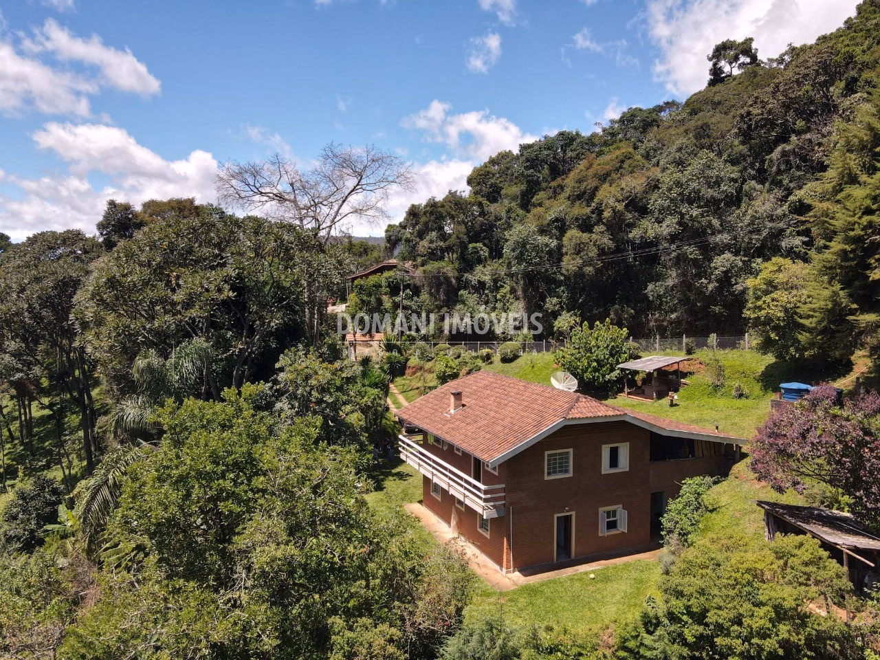 Casa de 3.950 m² em Campos do Jordão, SP